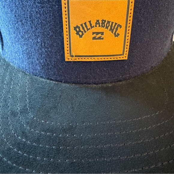 Billabong Stacked Snapback Cap. NWT - Picture 1 of 6